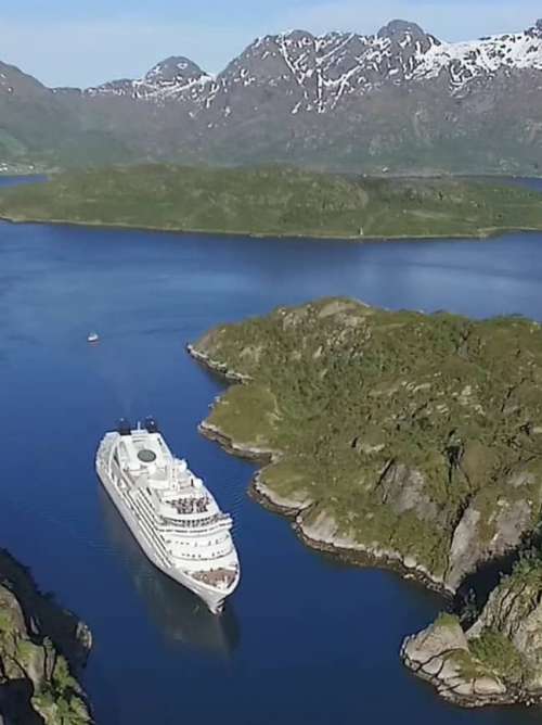 See the best of Northern Europe on a Seabourn luxury cruise.