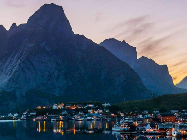 Norway, Nordland, Scandinavia, Lofoten Islands, Moskenesoy, Reine fishing village