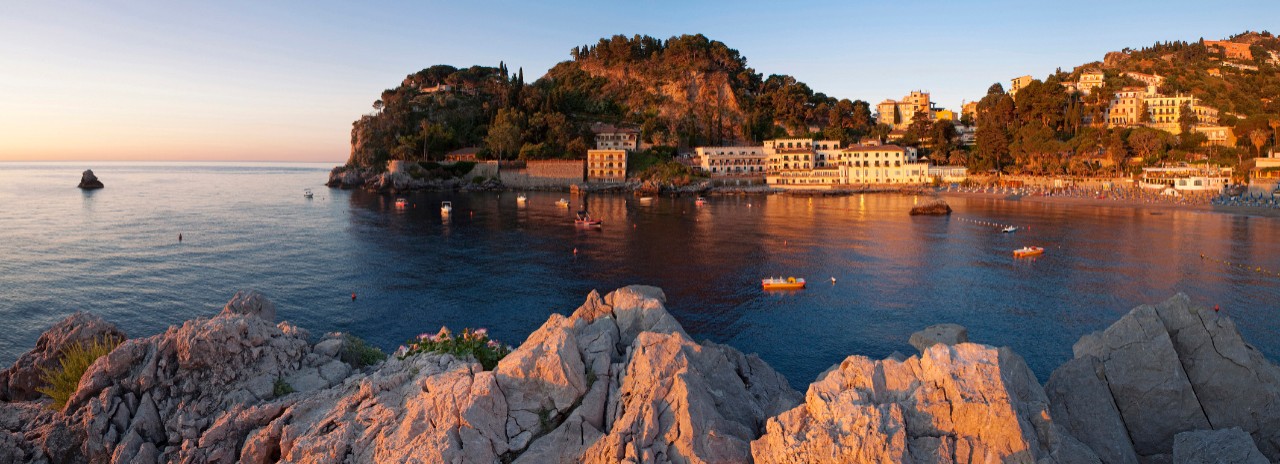 Italy, Sicily, Messina district, Mediterranean sea, Taormina, Mazzaro bay