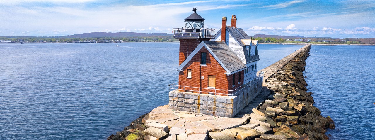 red lighthouse in rockland Maine